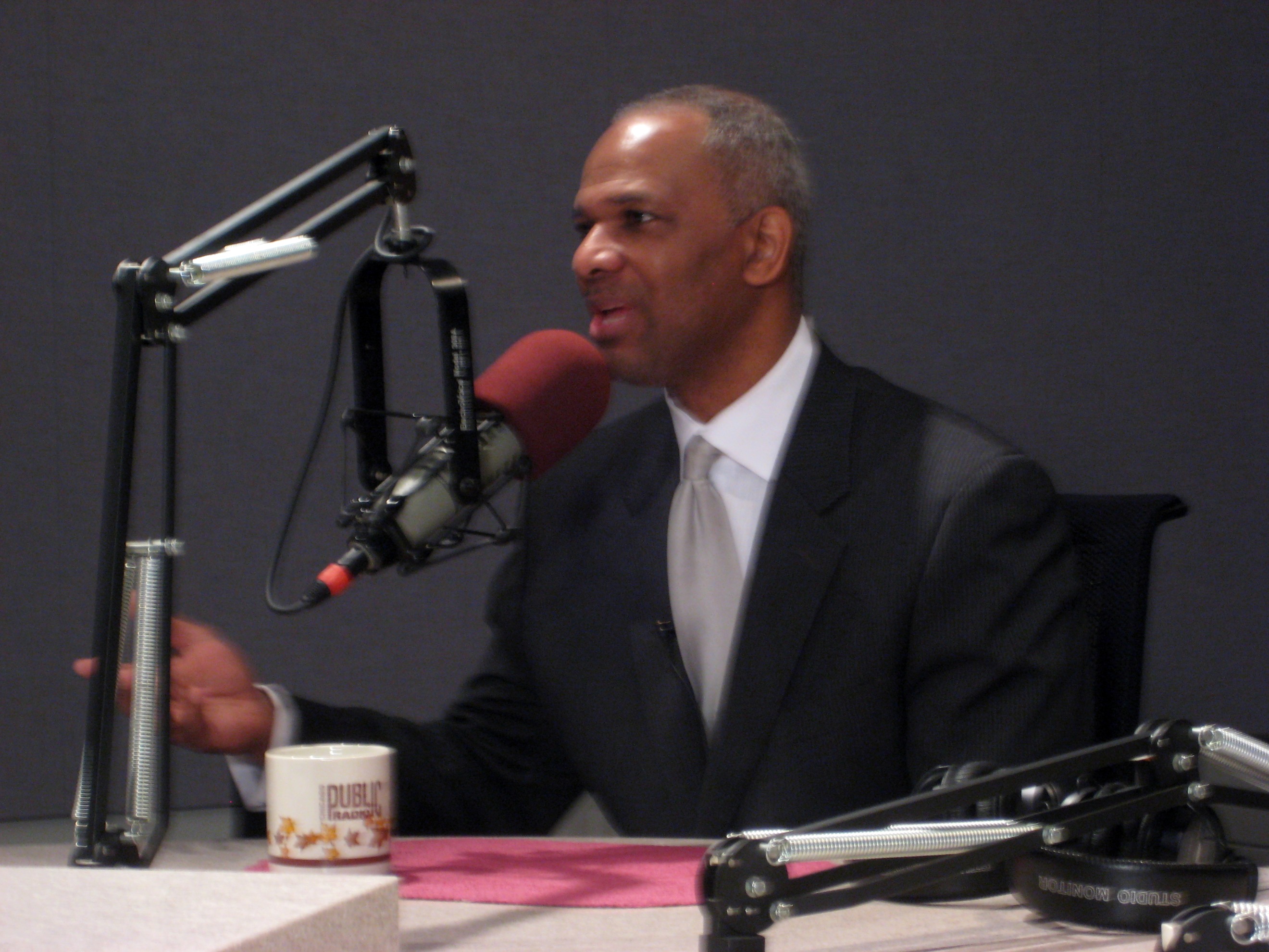 Chicago mayoral candidate William "Dock" Walls III takes another run